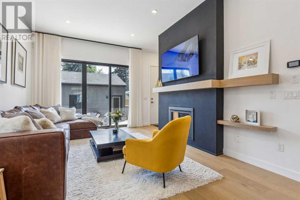 Single Family House for Sale in  Westmount Road NW West Hillhurst Calgary 