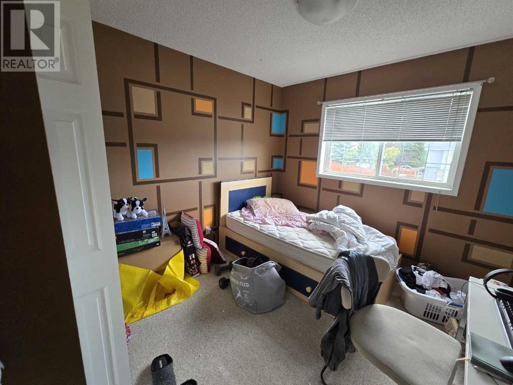 Single Family House for Sale in  Bridlecreek Park SW Bridlewood Calgary 