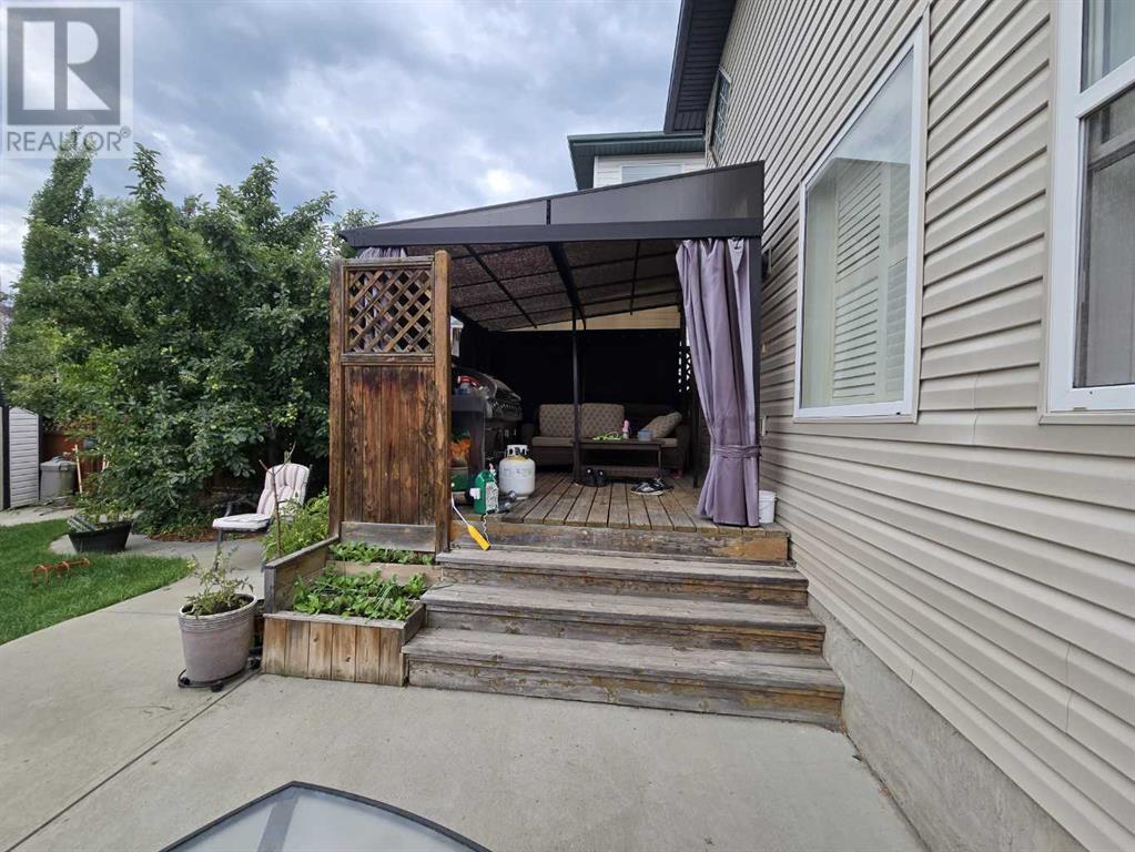 Single Family House for Sale in  Bridlecreek Park SW Bridlewood Calgary 