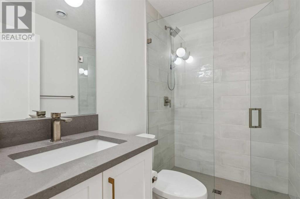 Single Family House for Sale in  Westmount Road NW West Hillhurst Calgary 