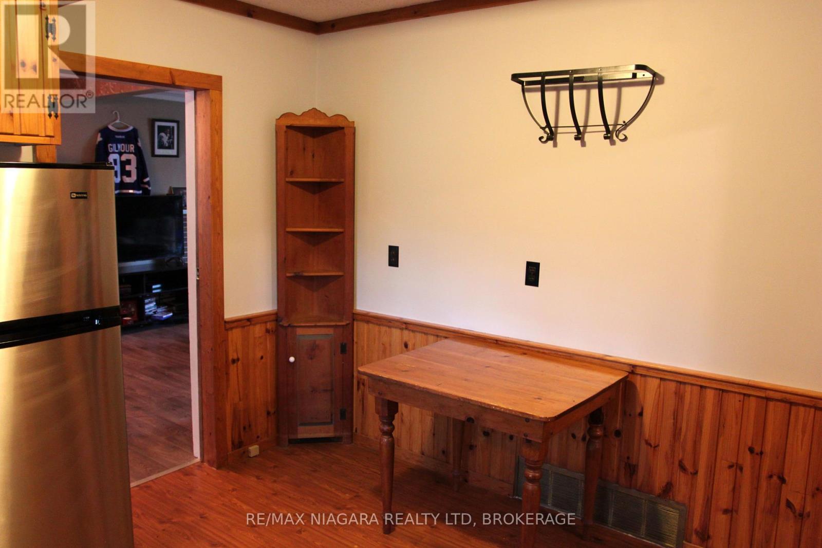 Photo 38 of 21 Highland Avenue, Fort Erie ON