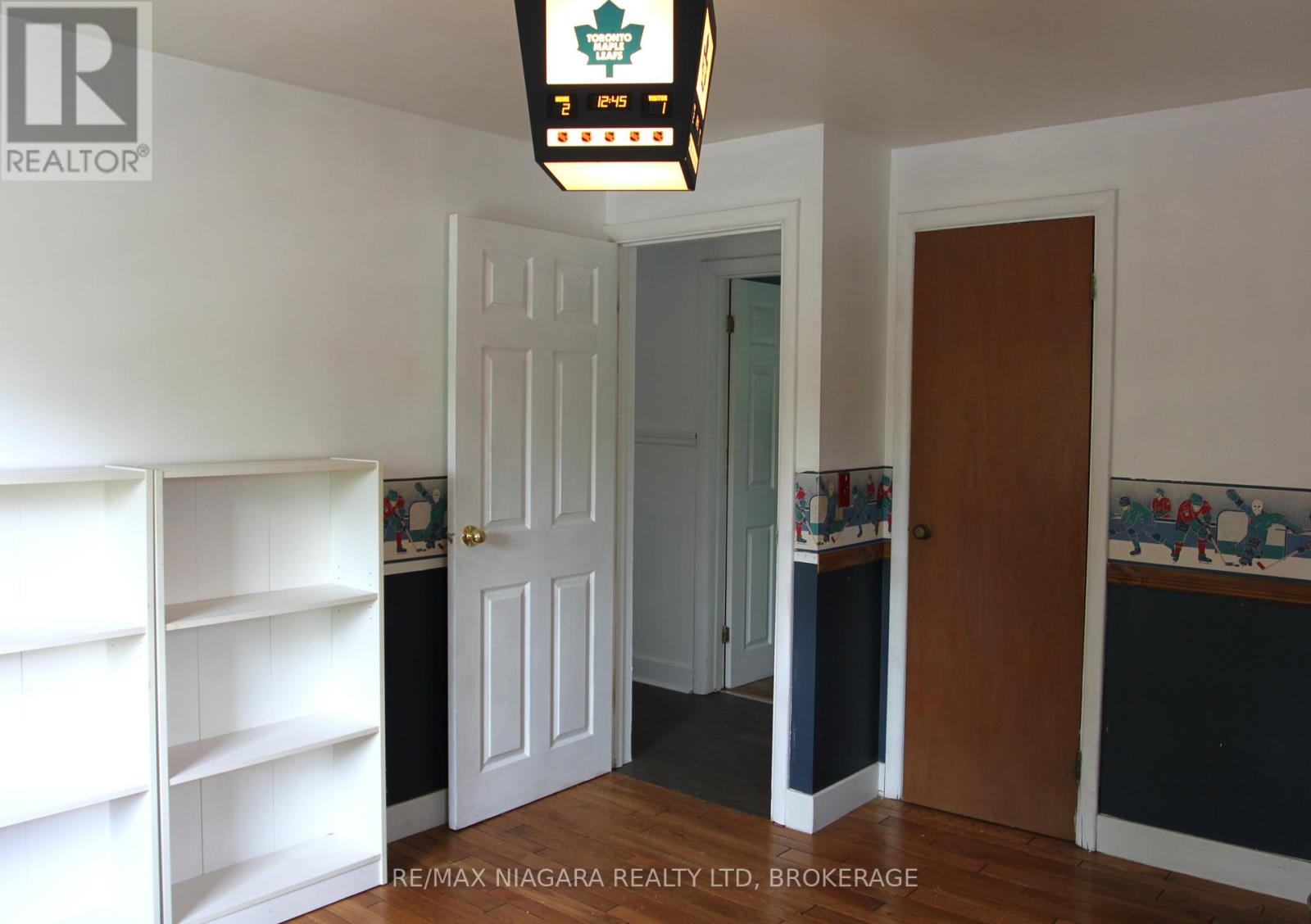 Photo 30 of 21 Highland Avenue, Fort Erie ON