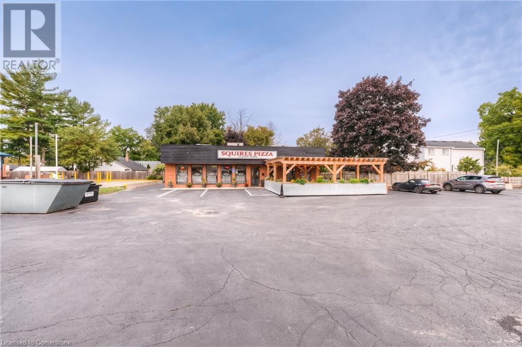 Photo 6 of 210 George Street, Dunnville ON