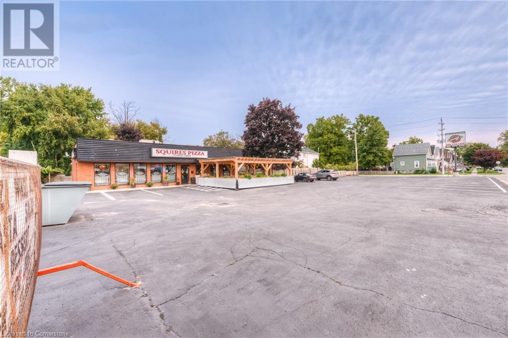 Photo 11 of 210 George Street, Dunnville ON