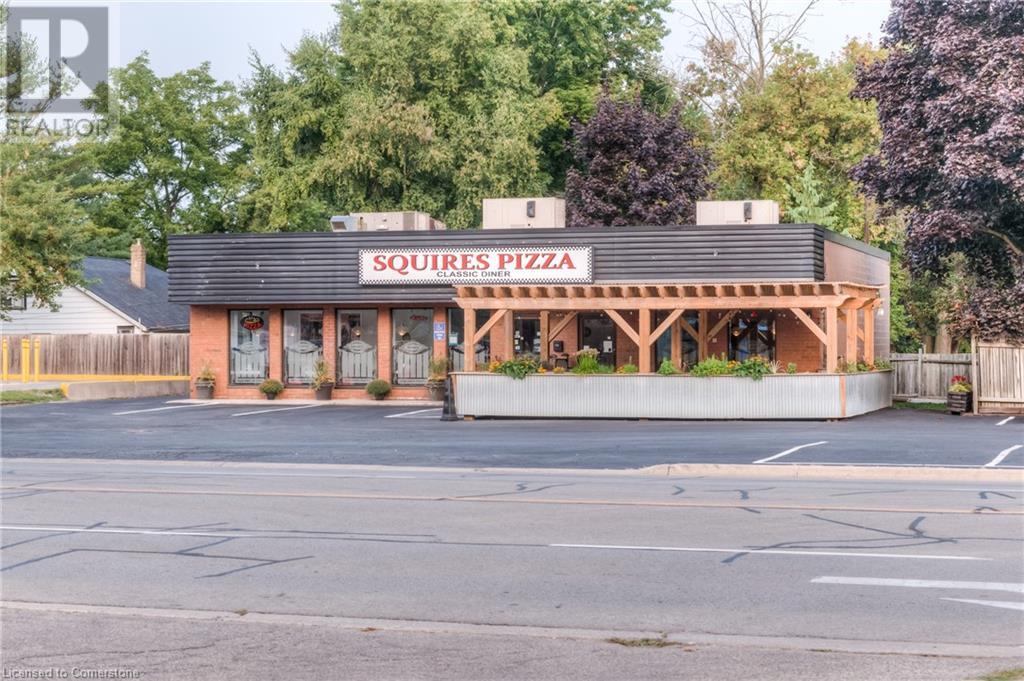 Photo 4 of 210 George Street, Dunnville ON