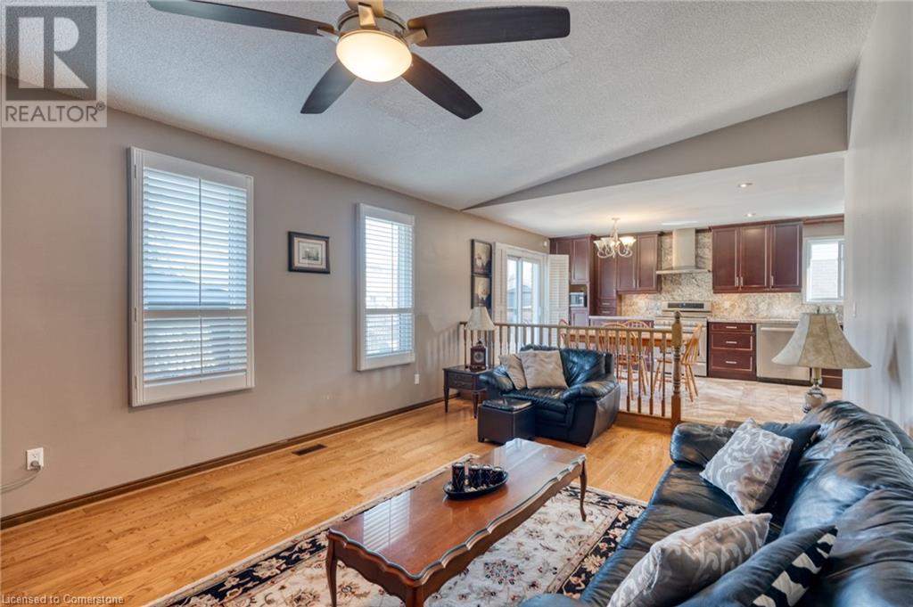 Photo 12 of 2137 Cleaver Avenue, Burlington ON