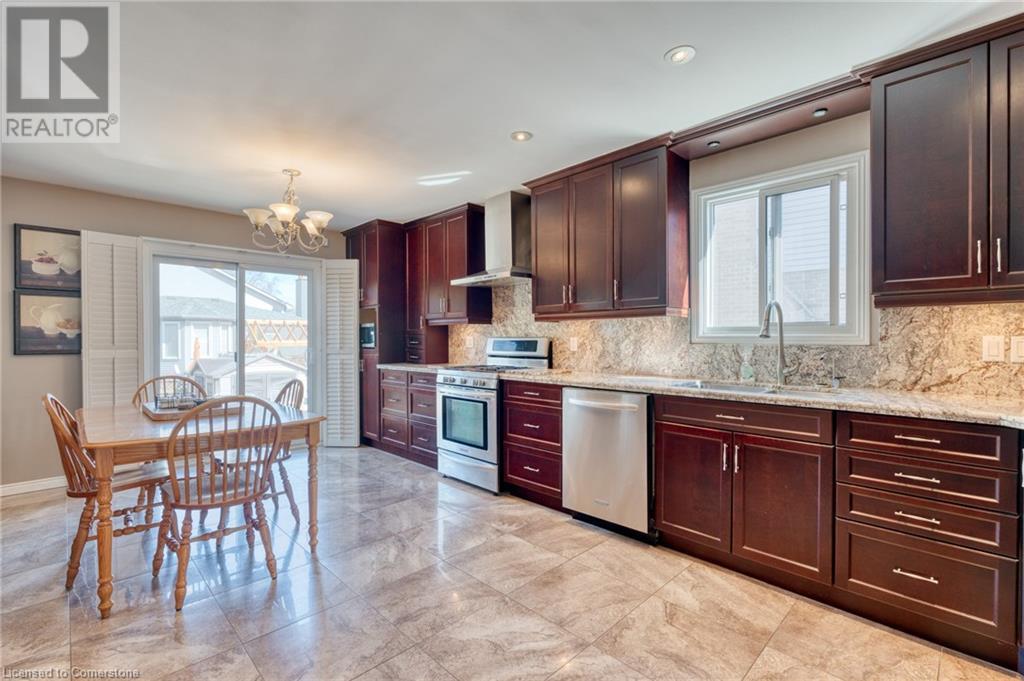 Photo 3 of 2137 Cleaver Avenue, Burlington ON
