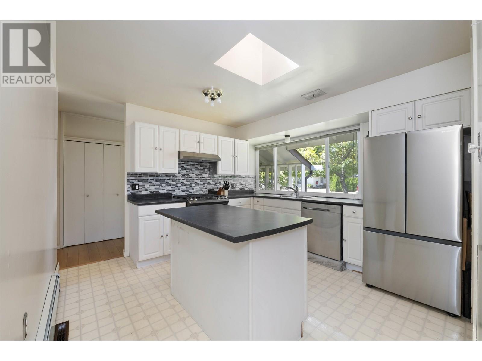 Photo 13 of 10531 Ainsworth Crescent, Richmond BC
