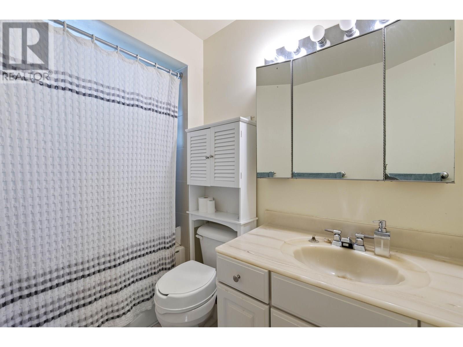 Photo 21 of 10531 Ainsworth Crescent, Richmond BC