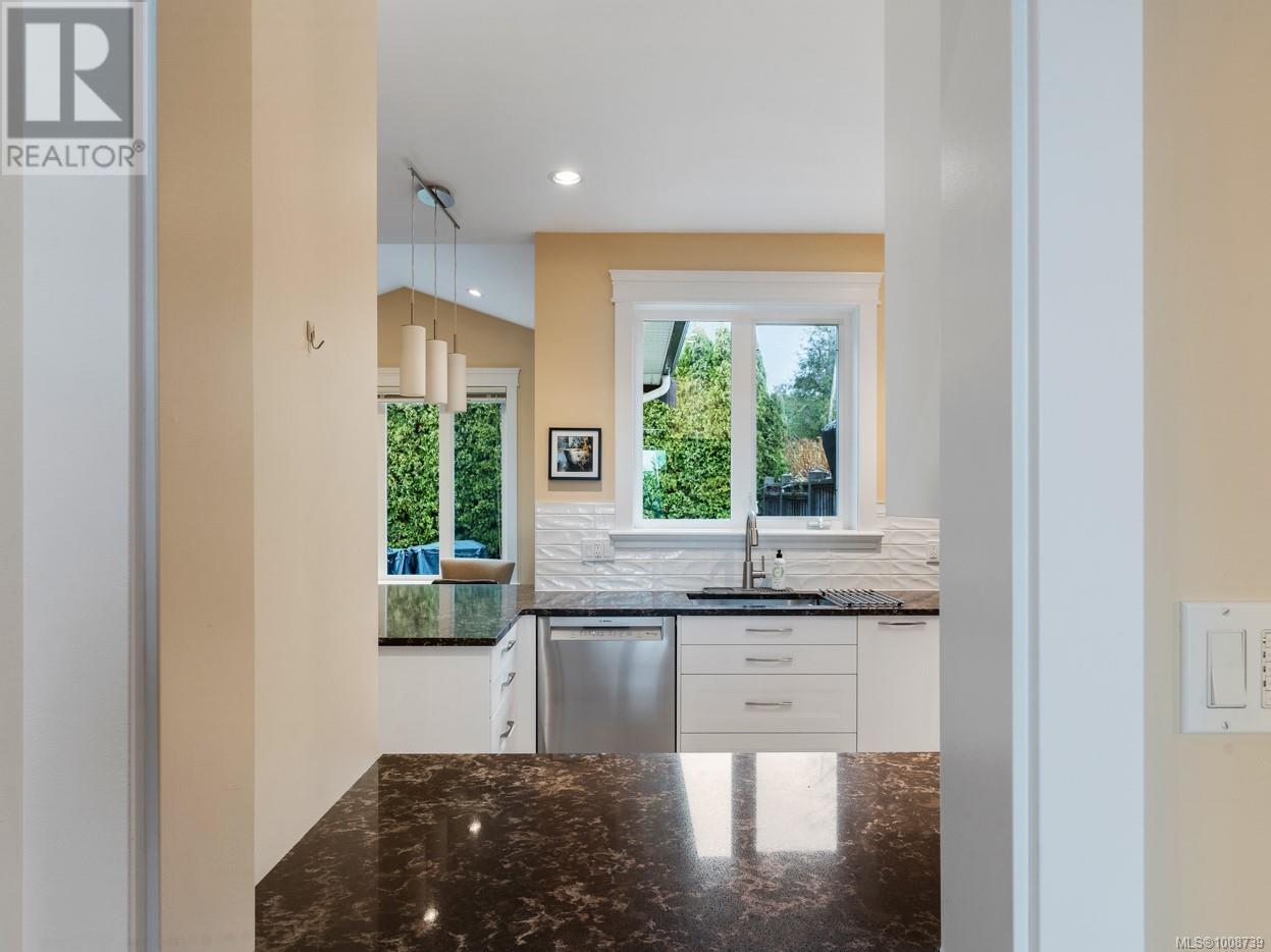 6 614 Granrose Terr, Colwood