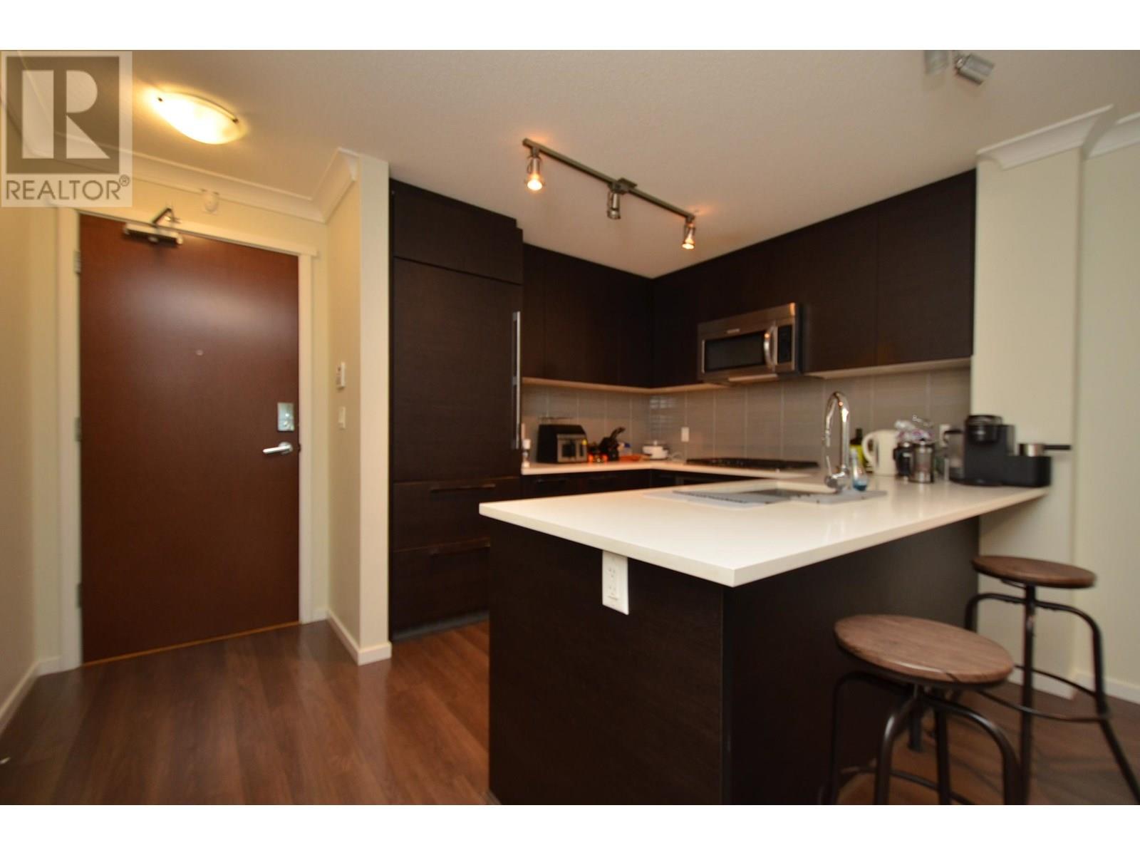 Photo 9 of 104 1128 Kensal Place, Coquitlam BC