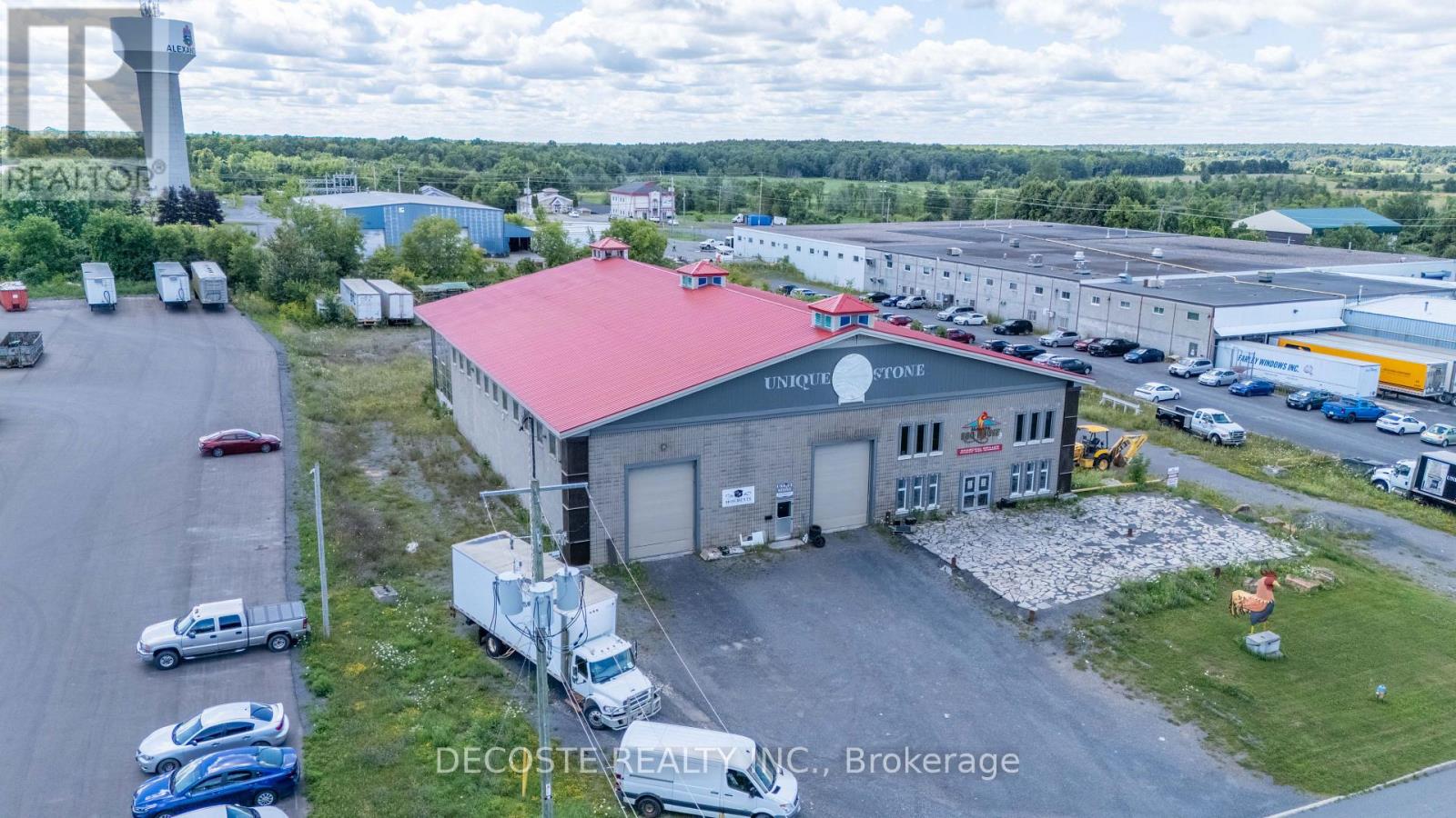 Photo 18 of 240 Macdonald Boulevard, North Glengarry ON