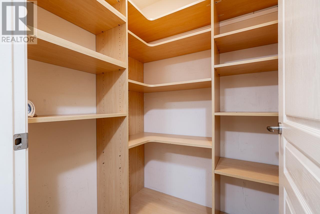 Photo 35 of 301 2015 Trafalgar Street, Vancouver BC