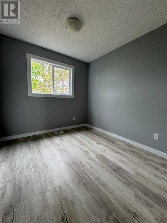 Photo 12 of 8117 94 Street, Grande Prairie AB