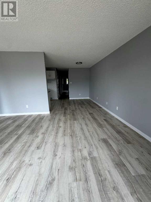 Photo 10 of 8117 94 Street, Grande Prairie AB