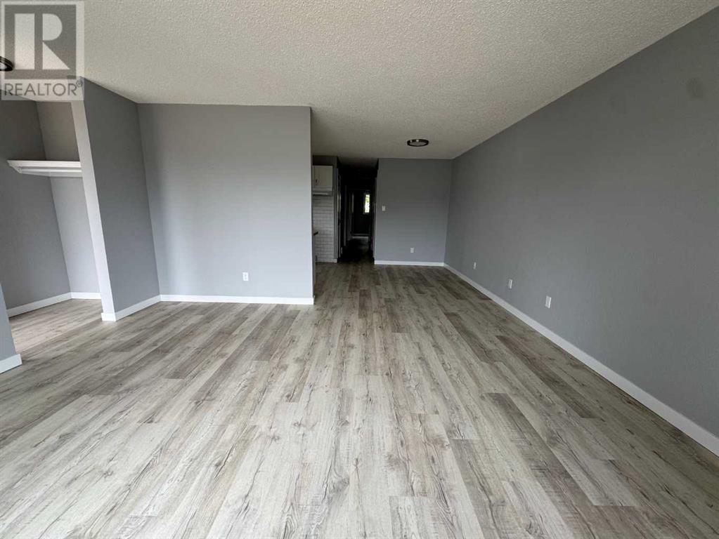 Photo 14 of 8117 94 Street, Grande Prairie AB