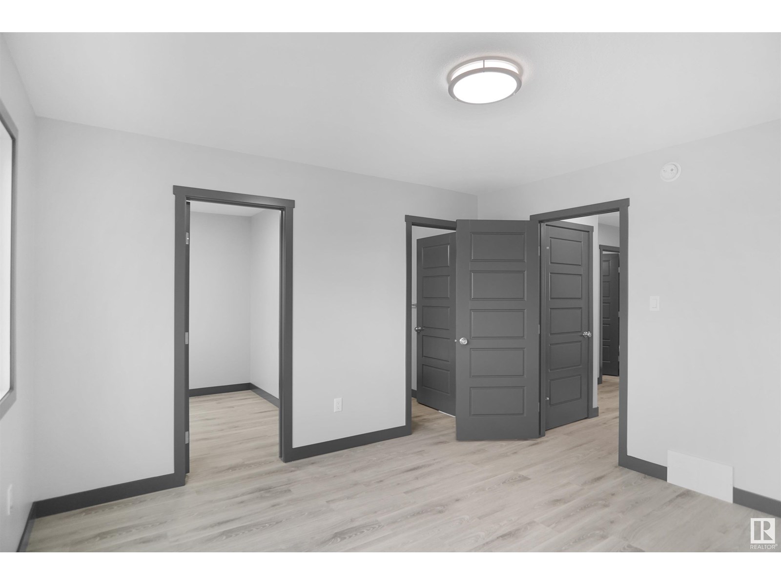 Photo 1 of 7232 182 Av Nw, Edmonton AB