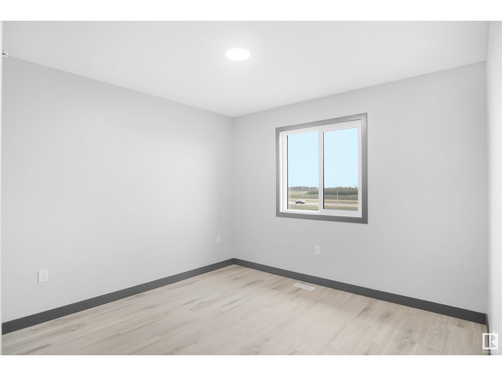 Photo 27 of 7232 182 Av Nw, Edmonton AB
