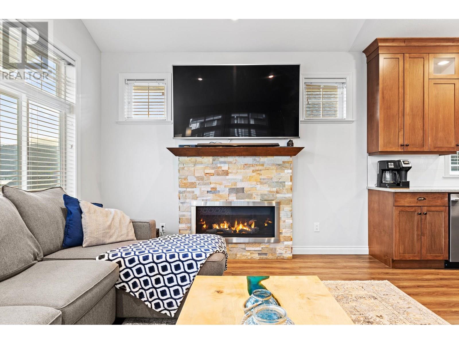 2450 Radio Tower Road Unit# 271, Oliver