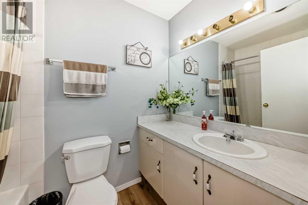 Single Family House for Sale in   Elbow Drive SW Haysboro Calgary 