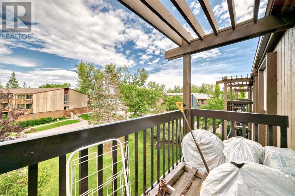 Single Family House for Sale in   Elbow Drive SW Haysboro Calgary 