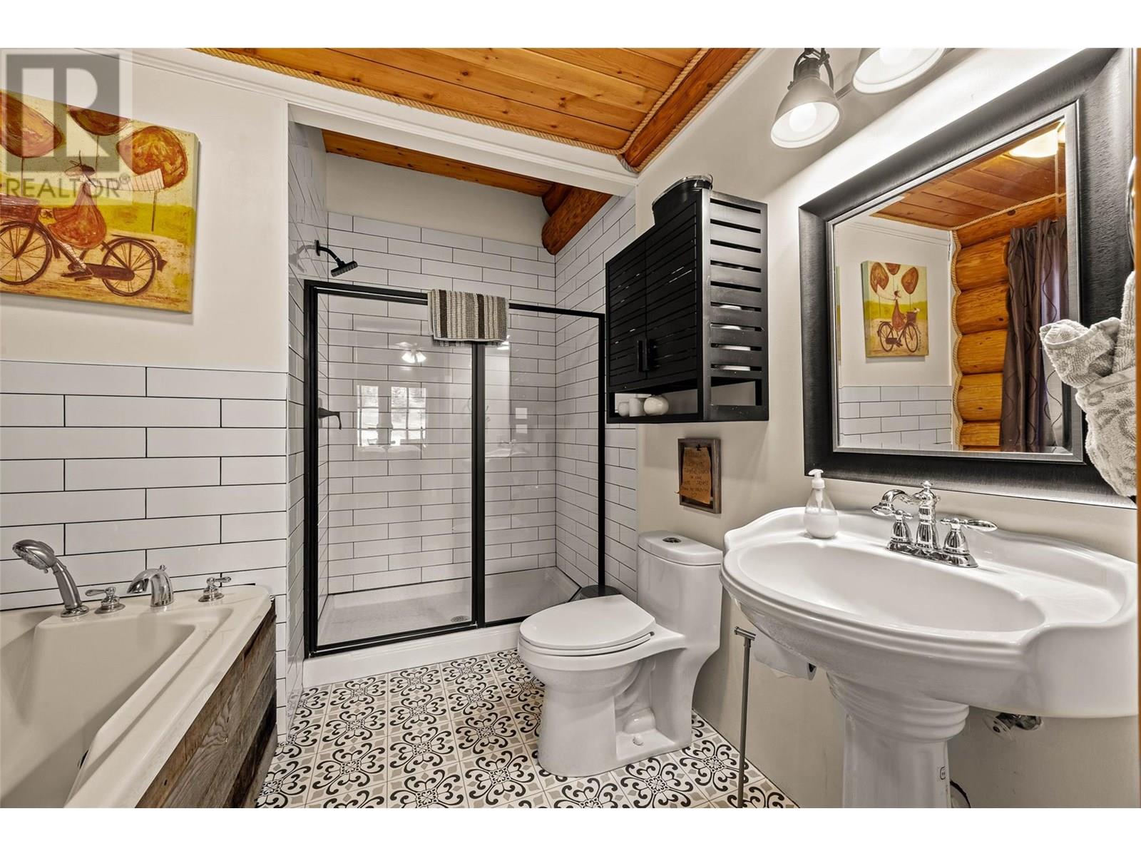 4890 PINE RIDGE WAY - 18