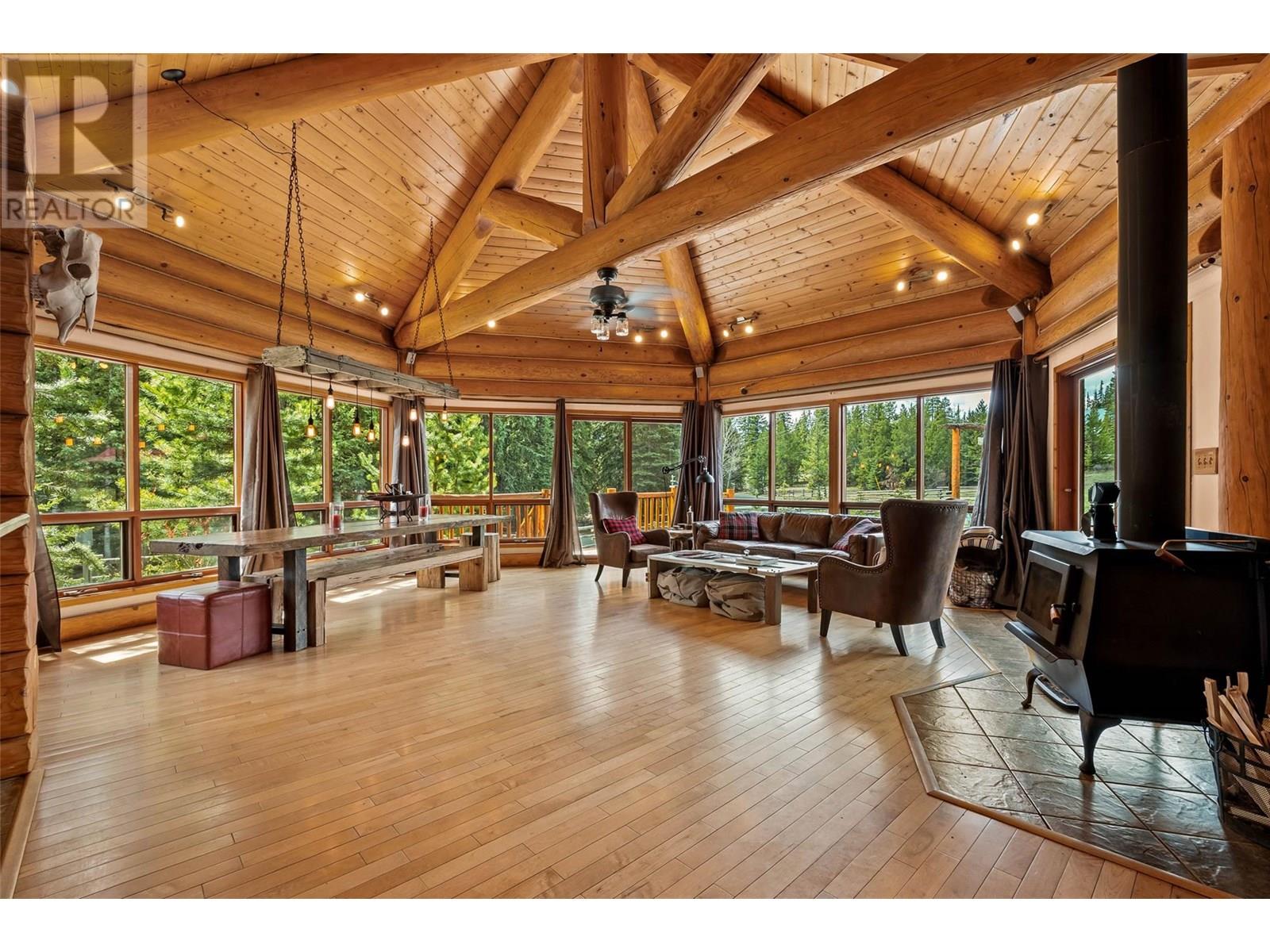 4890 PINE RIDGE WAY - 8