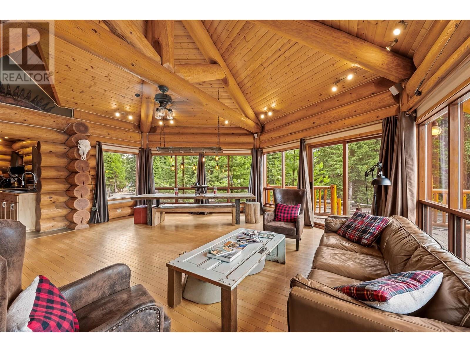 4890 PINE RIDGE WAY - 11