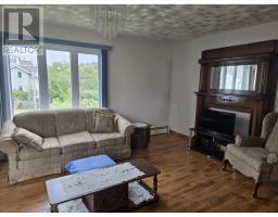 4 A Church Road thumbnail 6