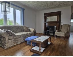 4 A Church Road thumbnail 7