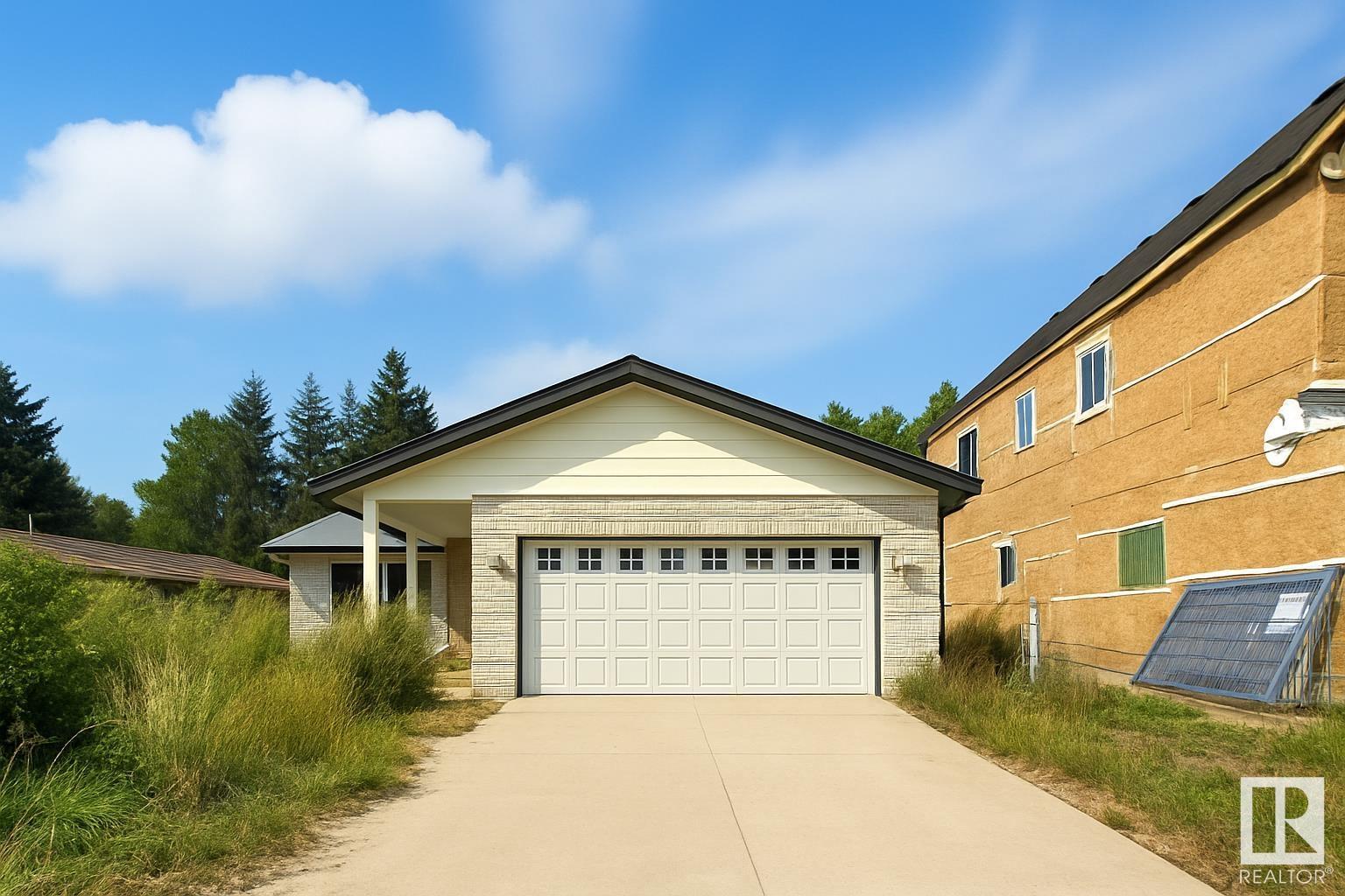Photo 12 of 12416 39 Av Nw, Edmonton AB