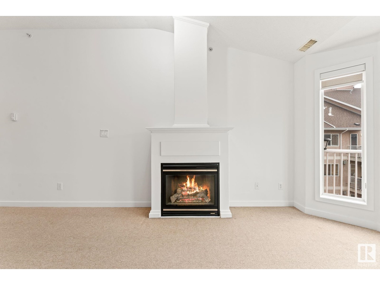 Photo 9 of 426 4312 139 Av Nw, Edmonton AB
