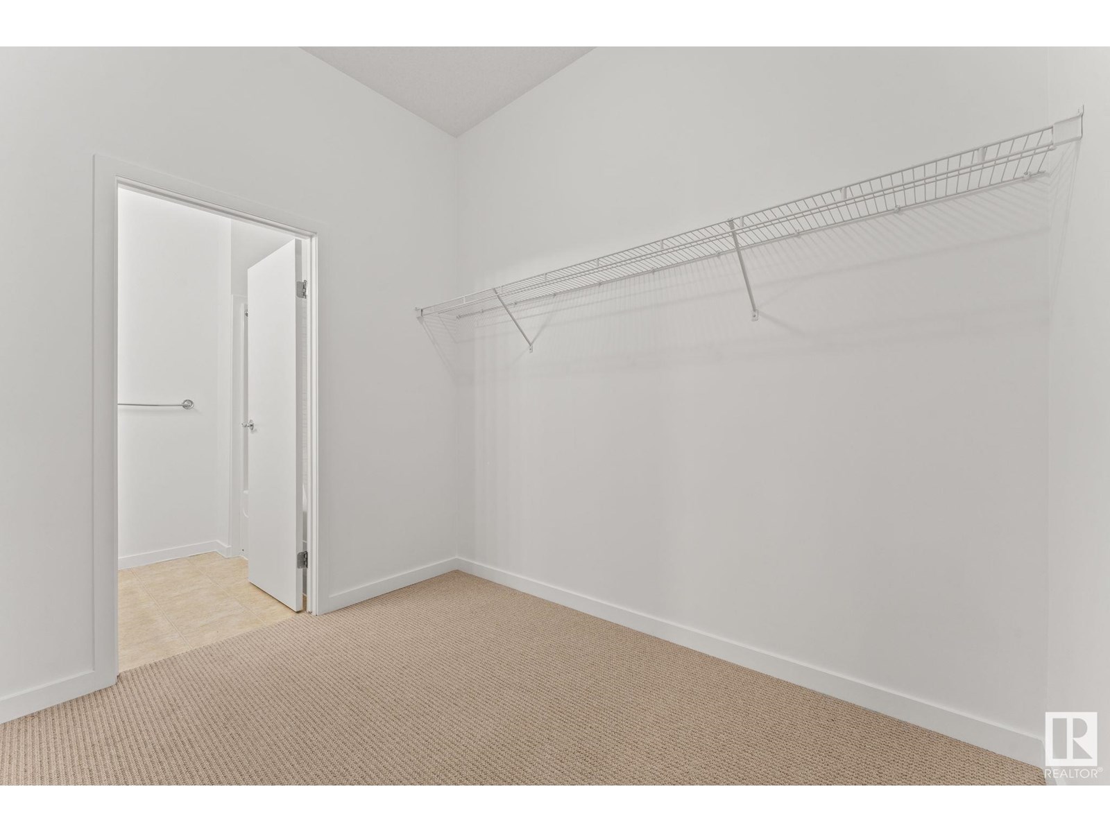 Photo 18 of 426 4312 139 Av Nw, Edmonton AB