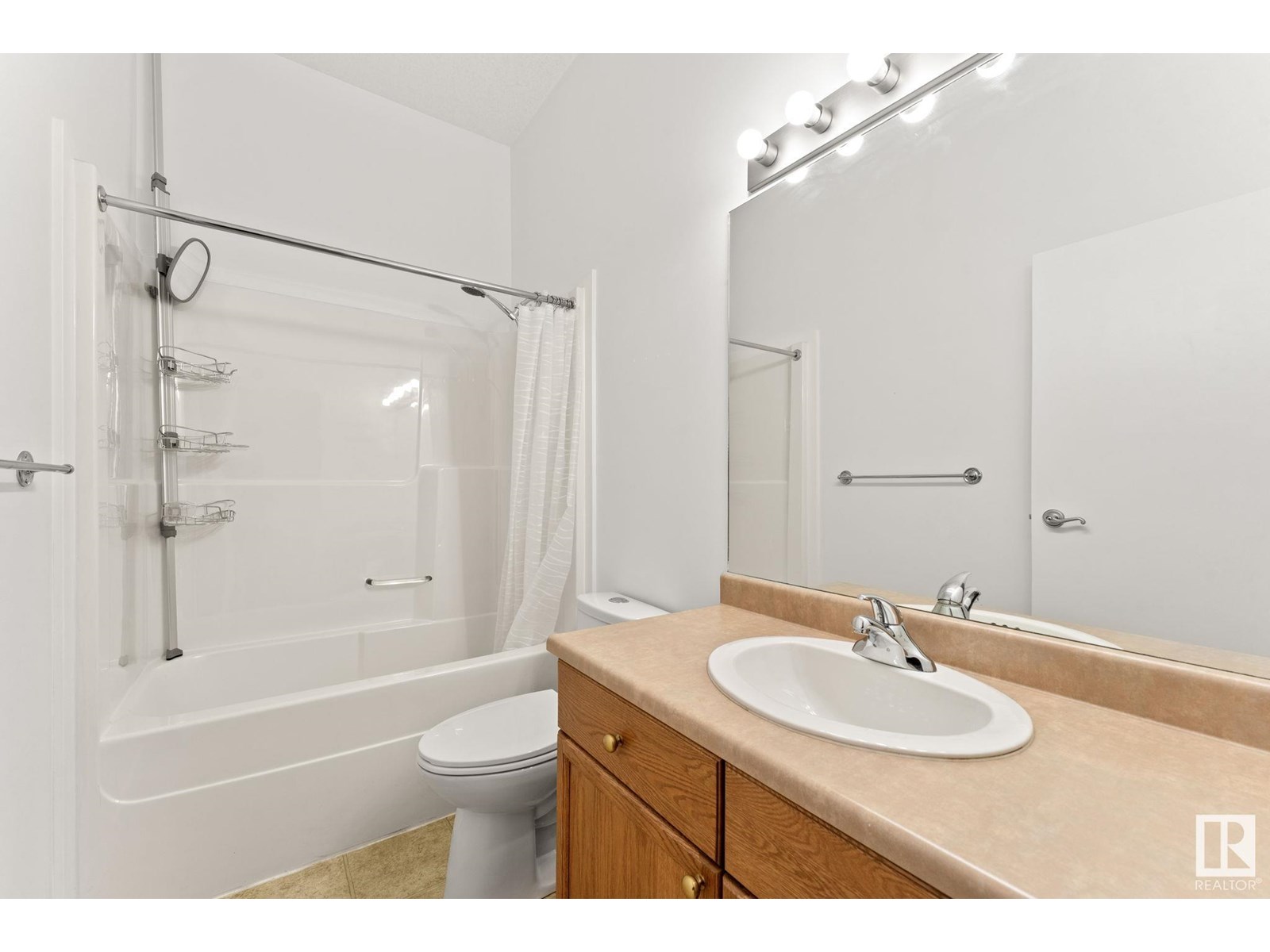 Photo 10 of 426 4312 139 Av Nw, Edmonton AB