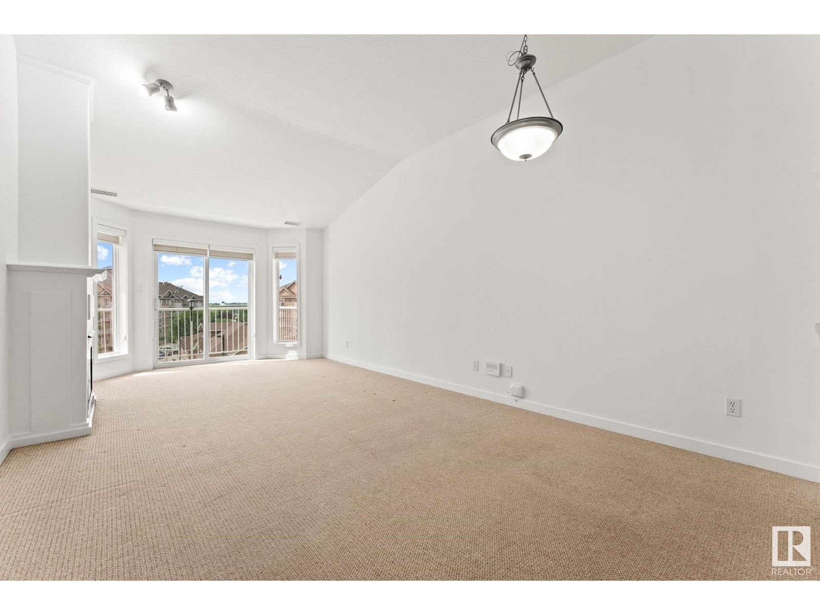 Photo 19 of 426 4312 139 Av Nw, Edmonton AB