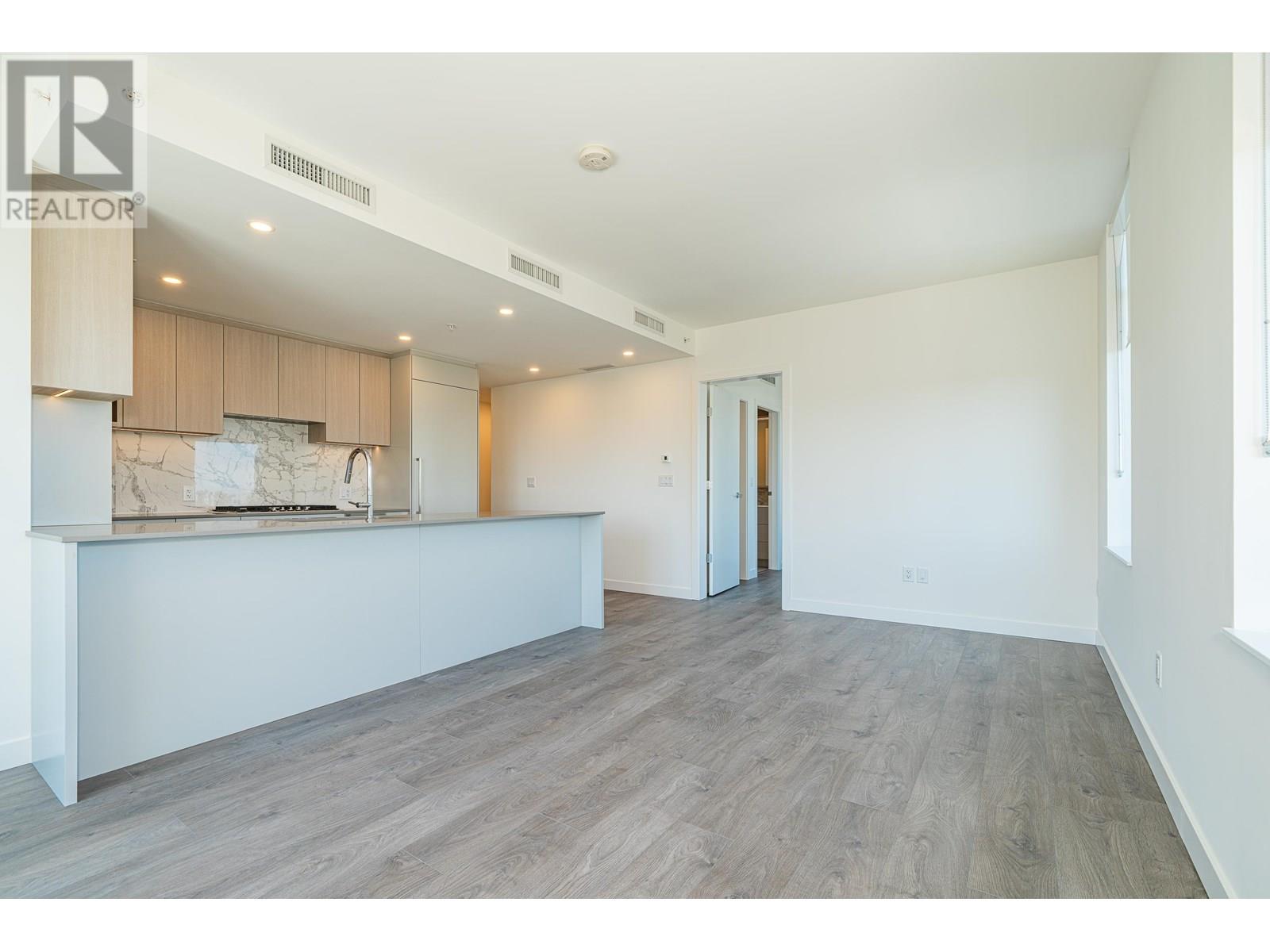 Photo 13 of 901 6468 Willingdon Avenue, Burnaby BC