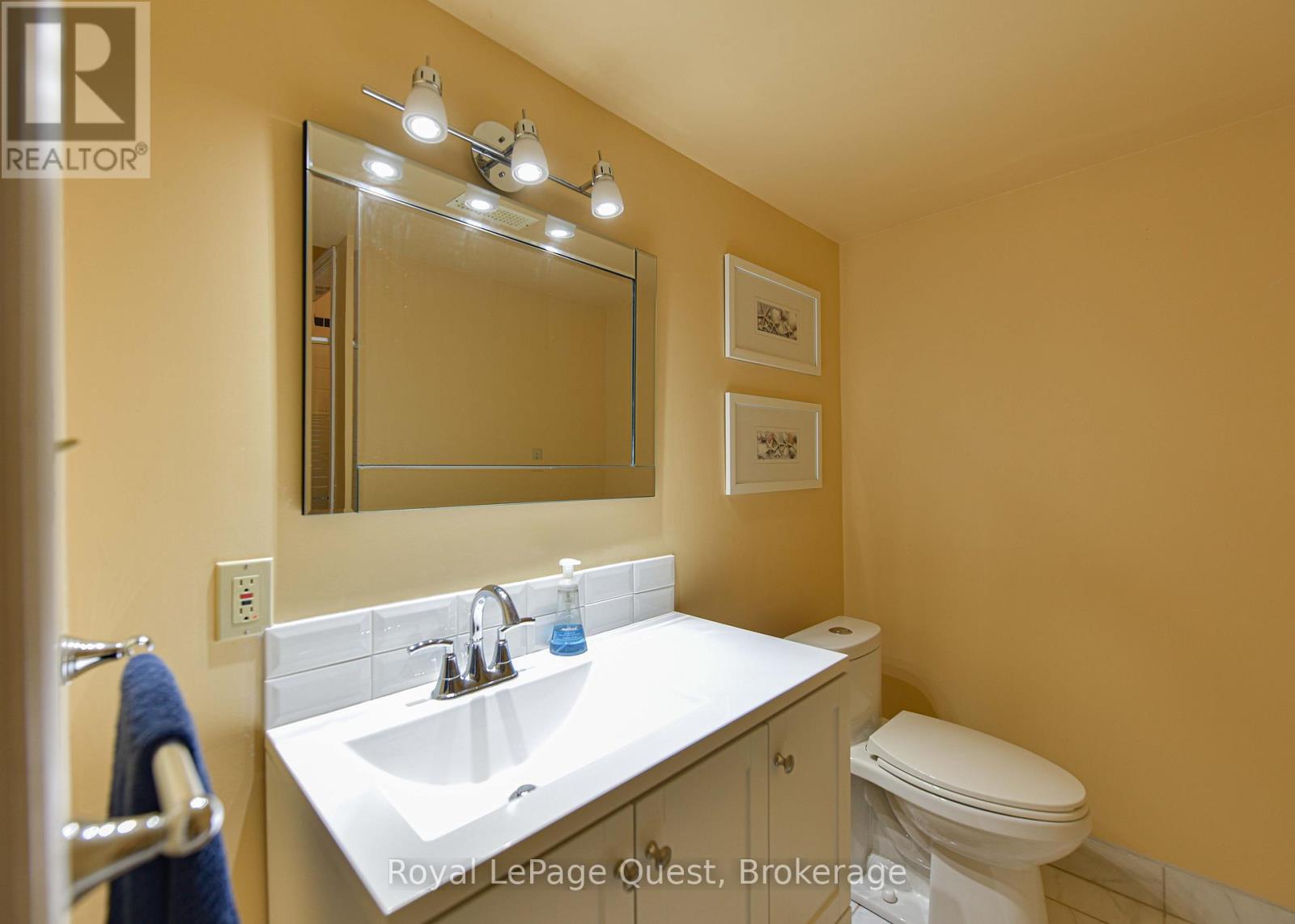 Photo 37 of 27 Heyden Avenue, Orillia ON