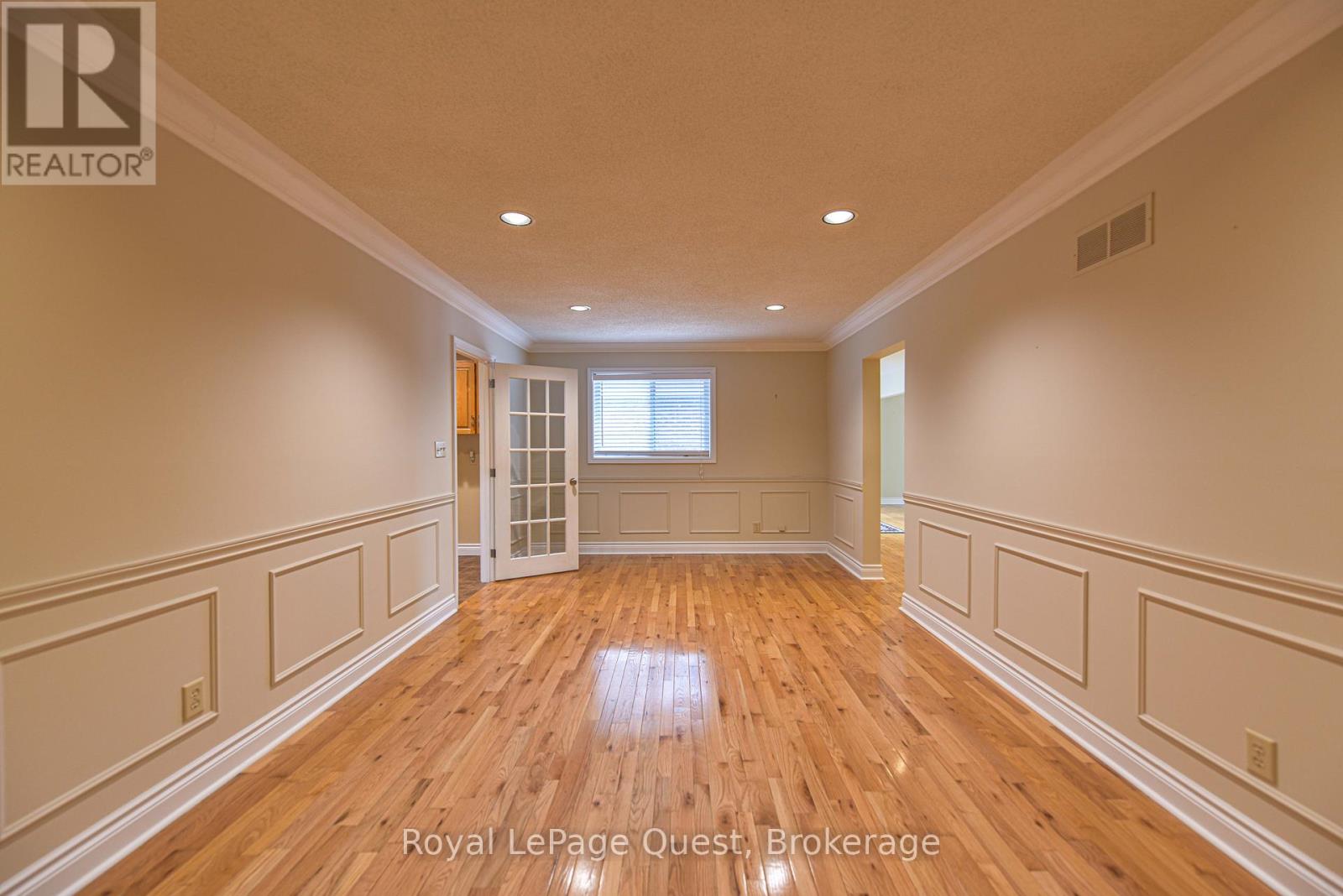 Photo 30 of 27 Heyden Avenue, Orillia ON