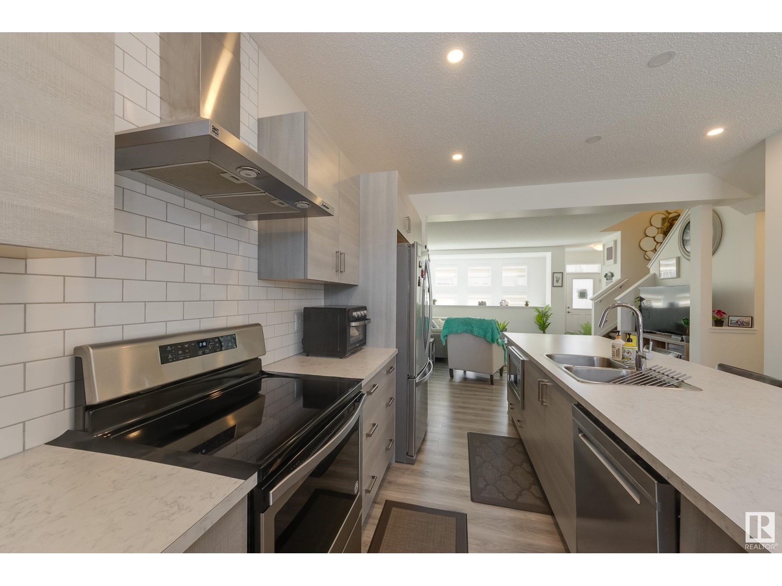 Photo 38 of 4613 Alwood Wy Sw, Edmonton AB