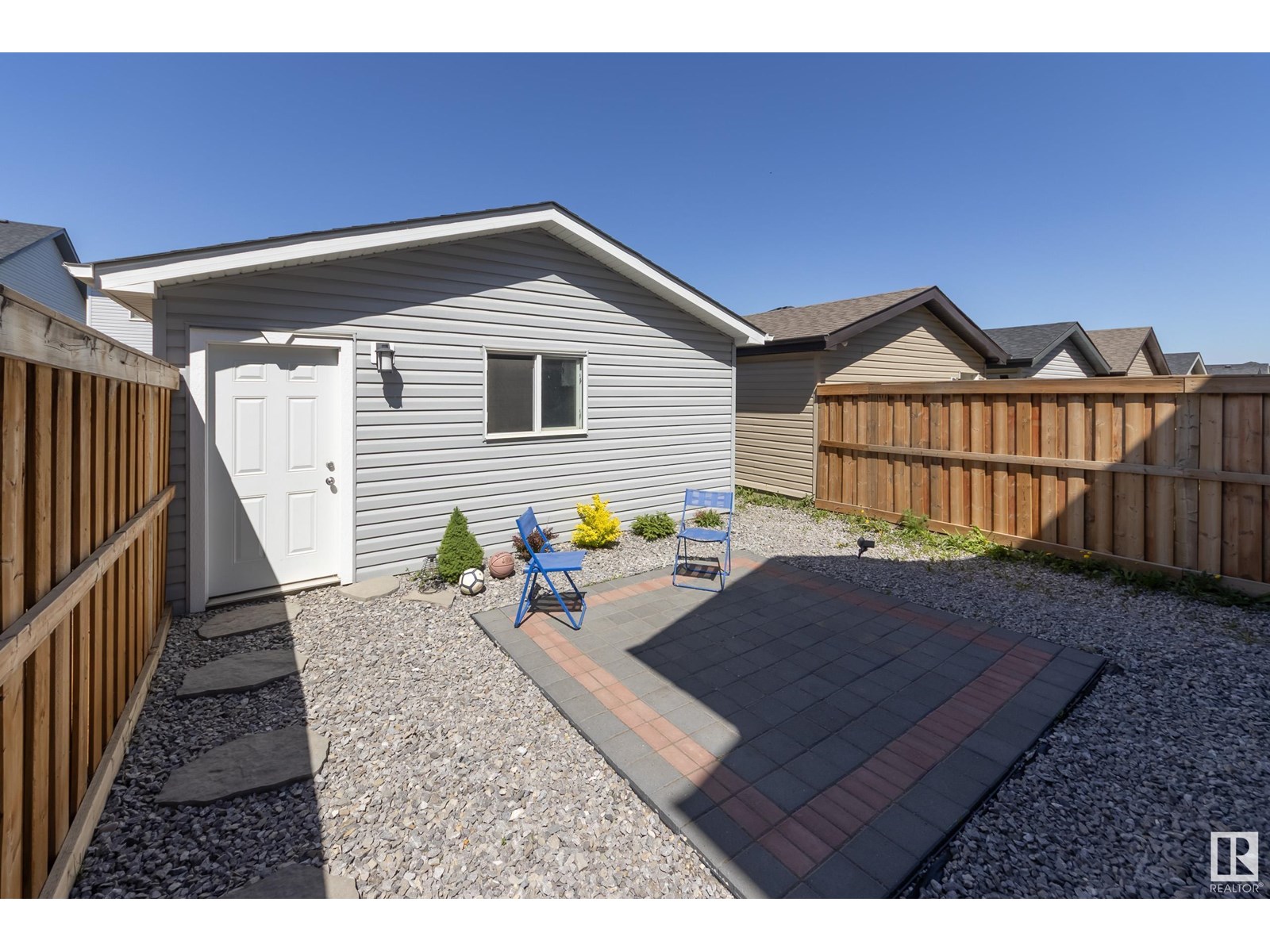 Photo 11 of 4613 Alwood Wy Sw, Edmonton AB