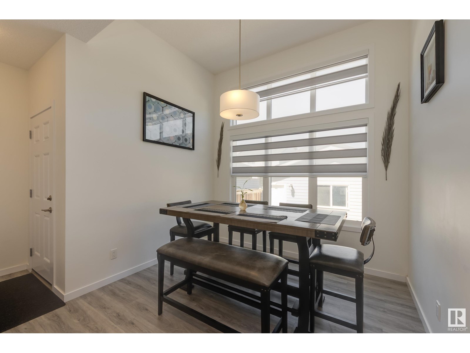 Photo 13 of 4613 Alwood Wy Sw, Edmonton AB