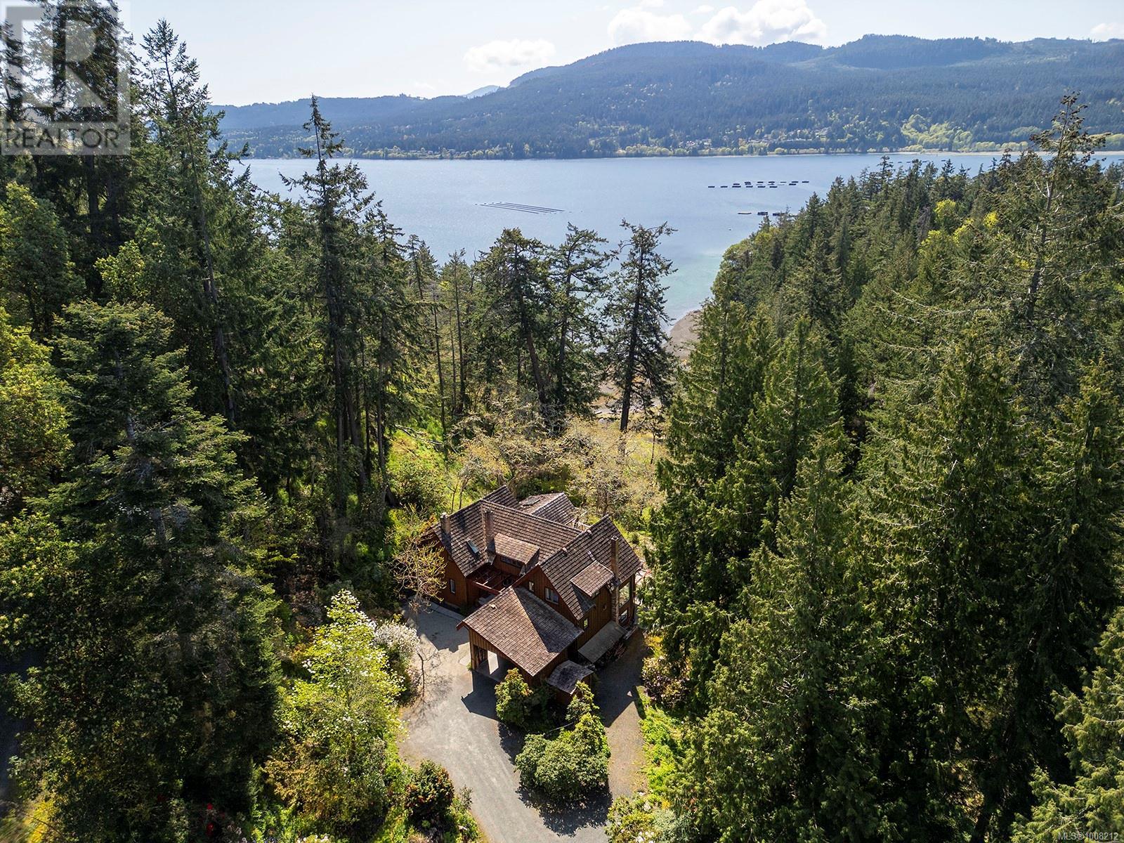 Photo 13 of 2399 Garry Oak Dr, Nanoose Bay BC