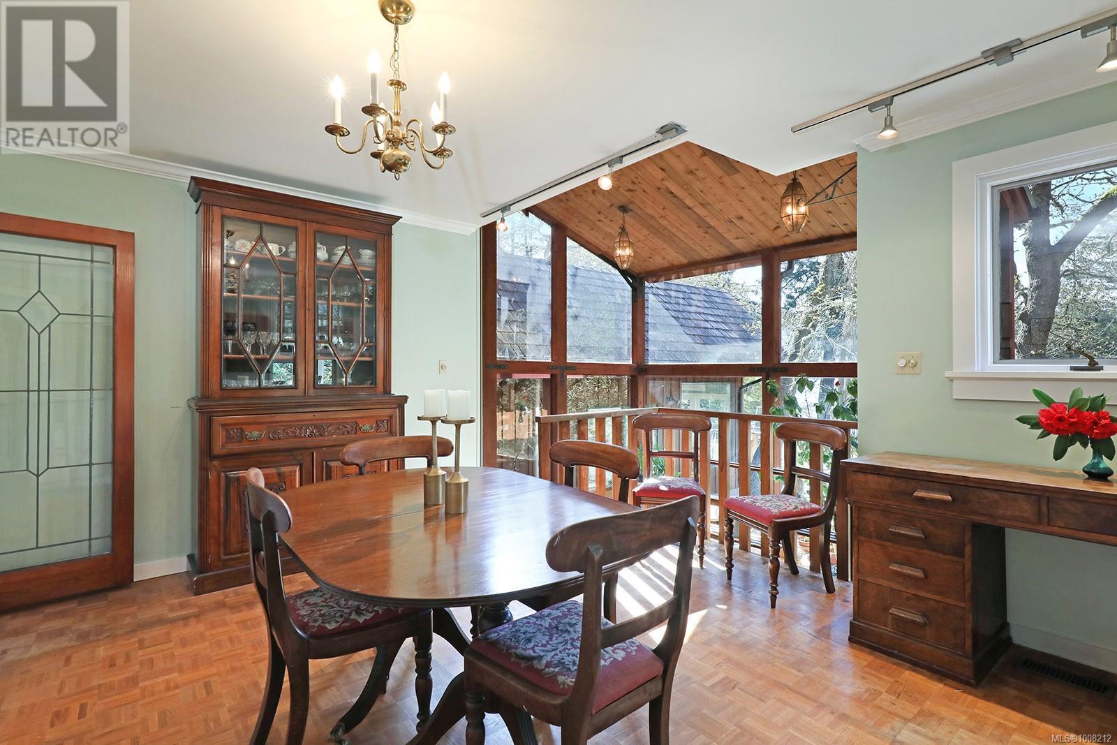 Photo 5 of 2399 Garry Oak Dr, Nanoose Bay BC