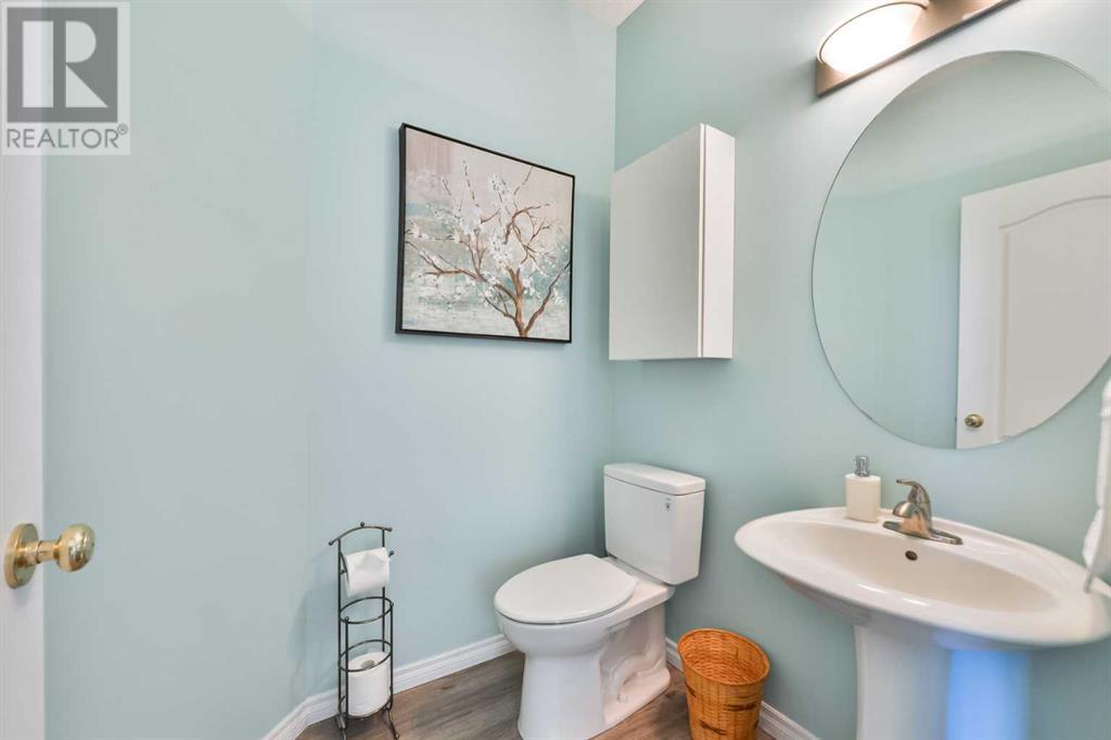 Single Family House for Sale in  Sierra Morena Landing SW Signal Hill Calgary 