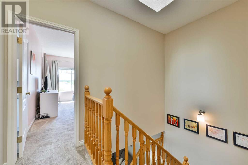 Single Family House for Sale in  Sierra Morena Landing SW Signal Hill Calgary 