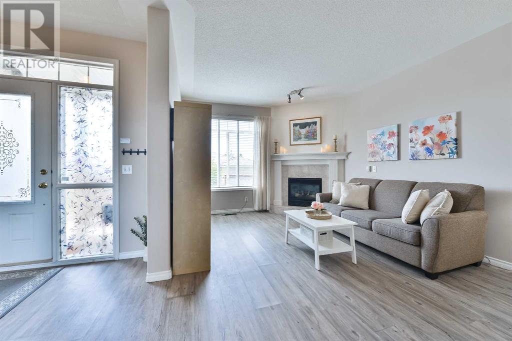 Single Family House for Sale in  Sierra Morena Landing SW Signal Hill Calgary 