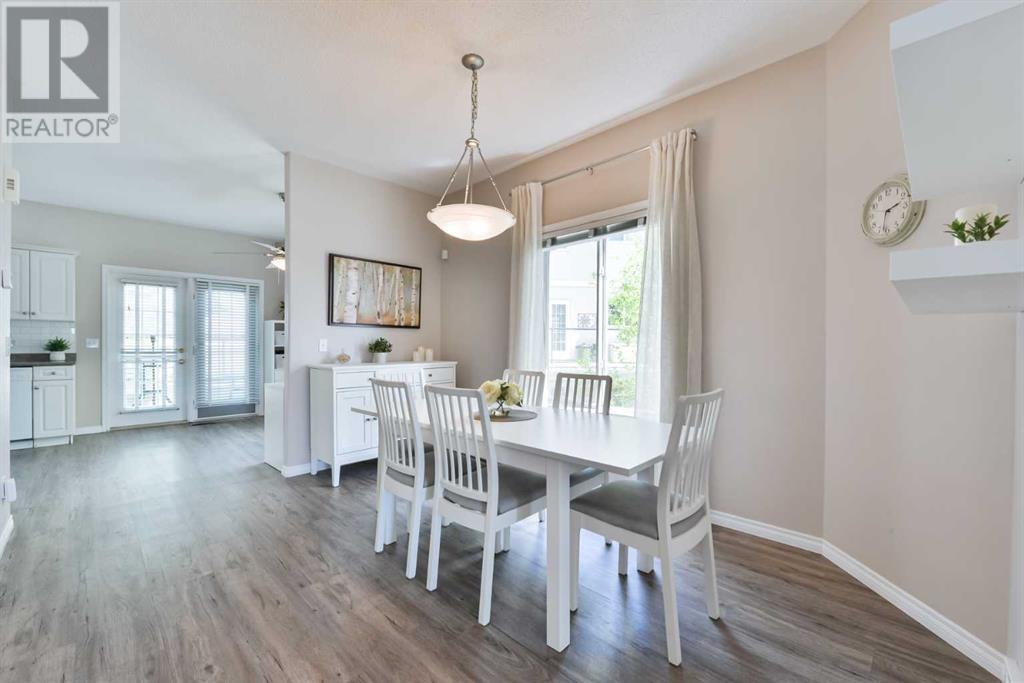 Single Family House for Sale in  Sierra Morena Landing SW Signal Hill Calgary 