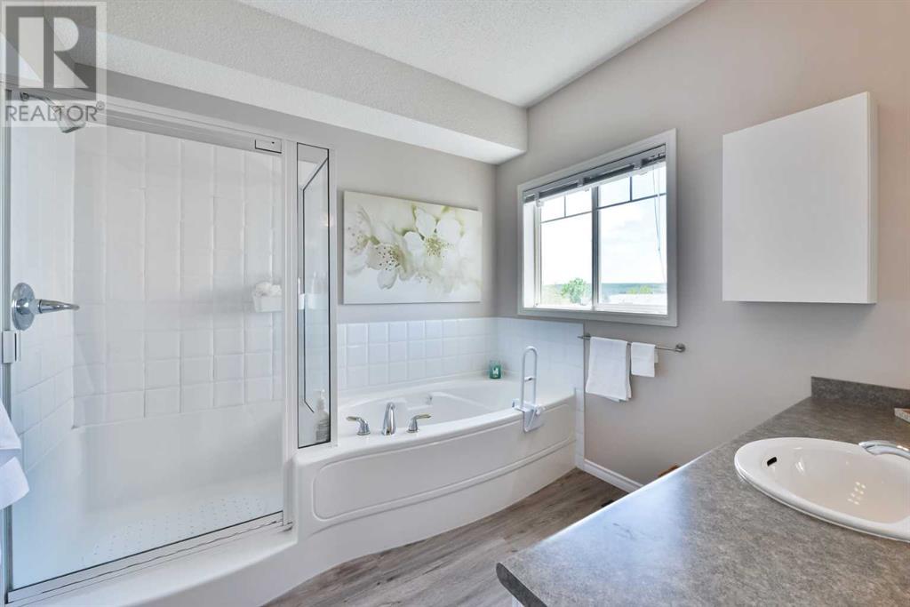 Single Family House for Sale in  Sierra Morena Landing SW Signal Hill Calgary 