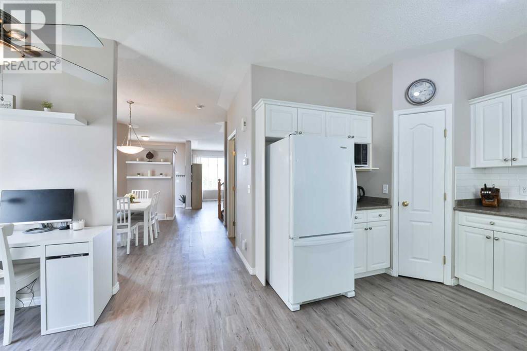 Single Family House for Sale in  Sierra Morena Landing SW Signal Hill Calgary 