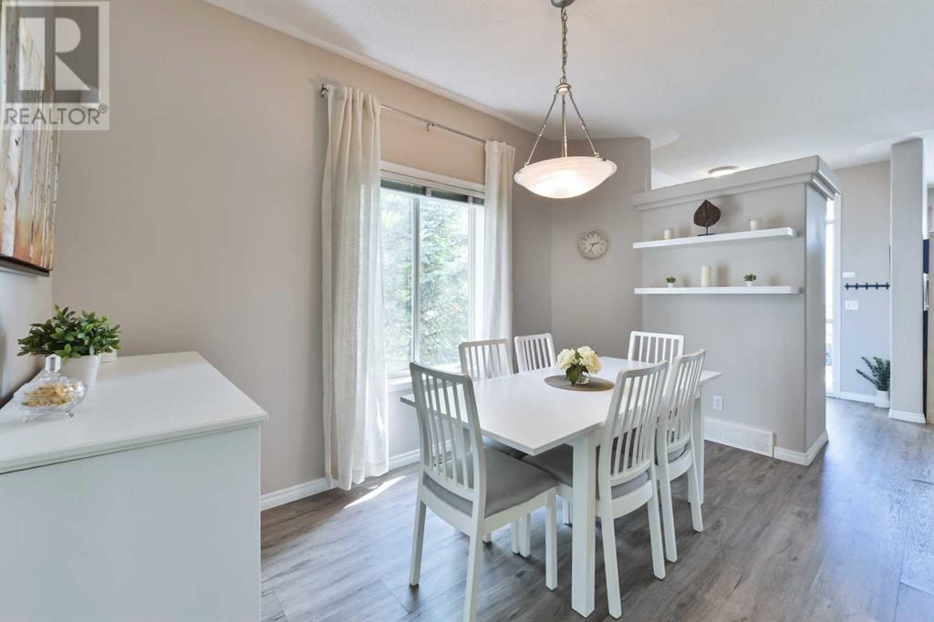 Single Family House for Sale in  Sierra Morena Landing SW Signal Hill Calgary 